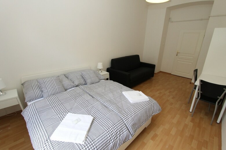 Zizka Home Apartments