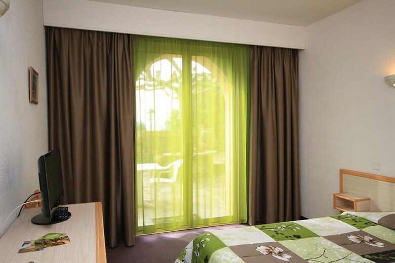 Hotel H�tel Astria Beach La Falaise