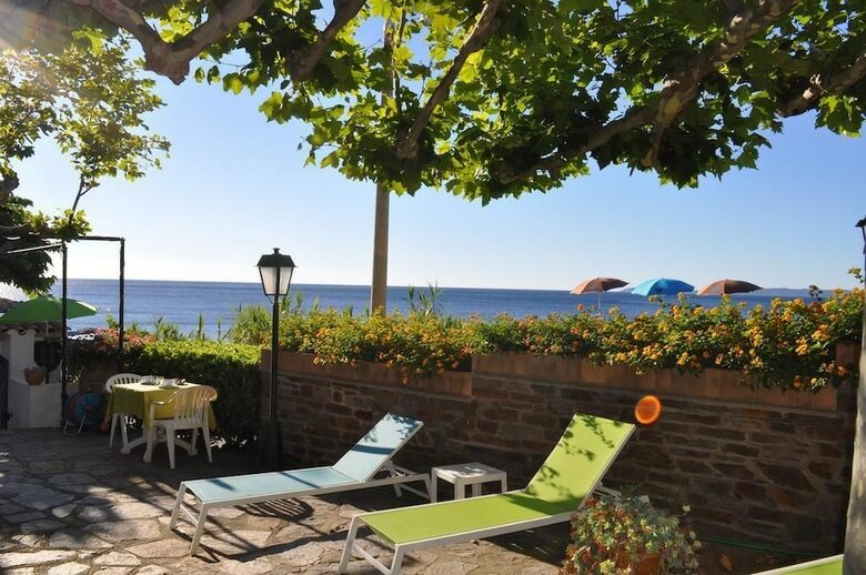 Hotel H�tel Astria Beach La Falaise