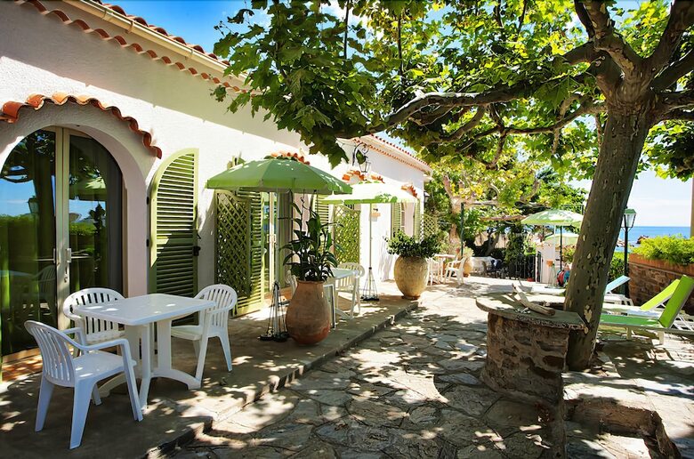 Hotel H�tel Astria Beach La Falaise