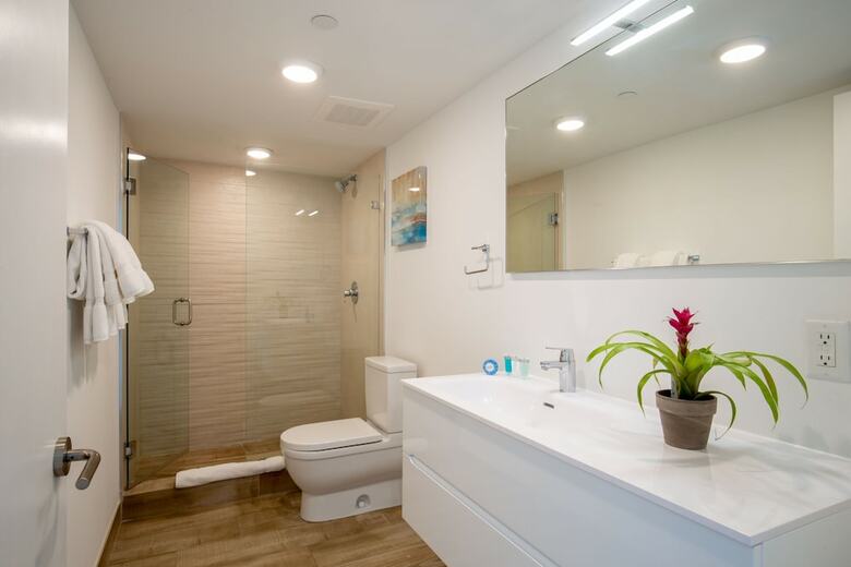 Acqua Bay Luxury Apartments