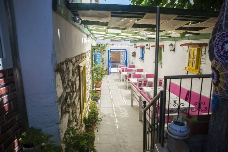 Hotel Evo Cafe & Konuk Evi