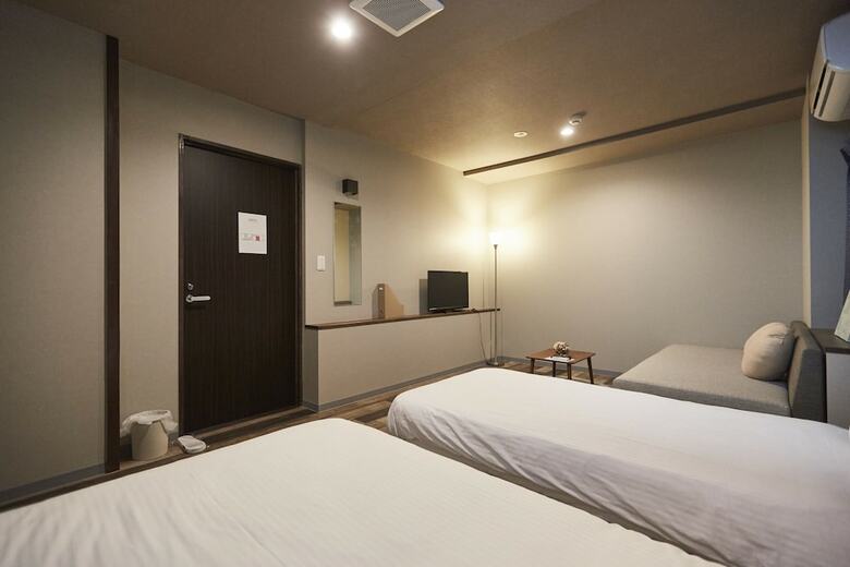 Hotel U-stay Kyotogosho