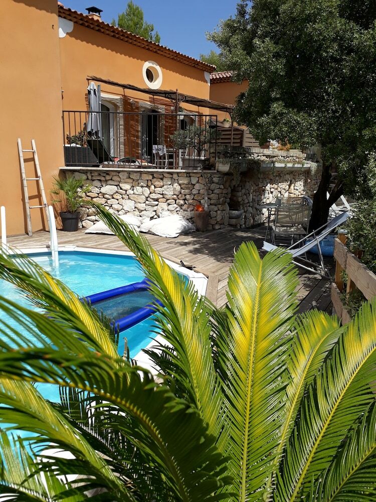 Hotel Maison D'h�tes La Garenne