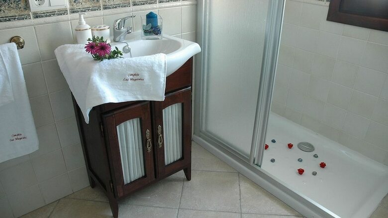 Aparthotel Complejo Tur�stico Rural Las Mayoralas