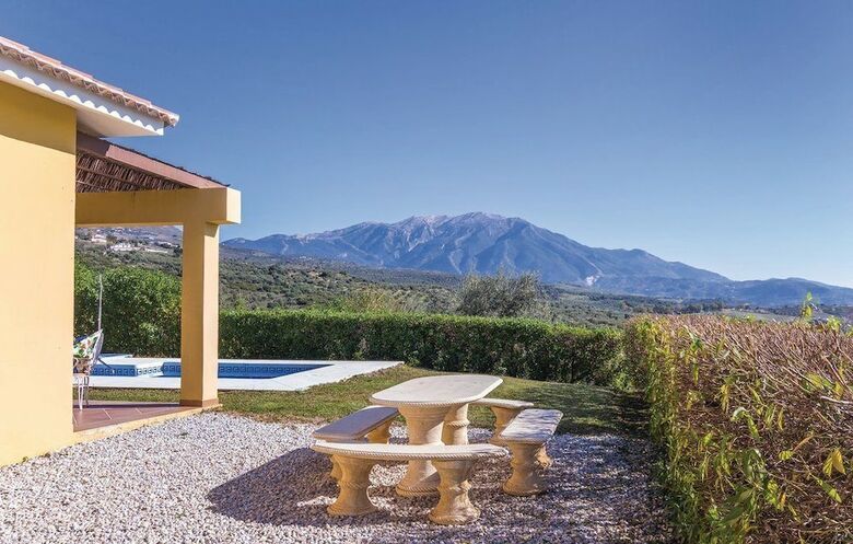 Aparthotel Complejo Tur�stico Rural Las Mayoralas