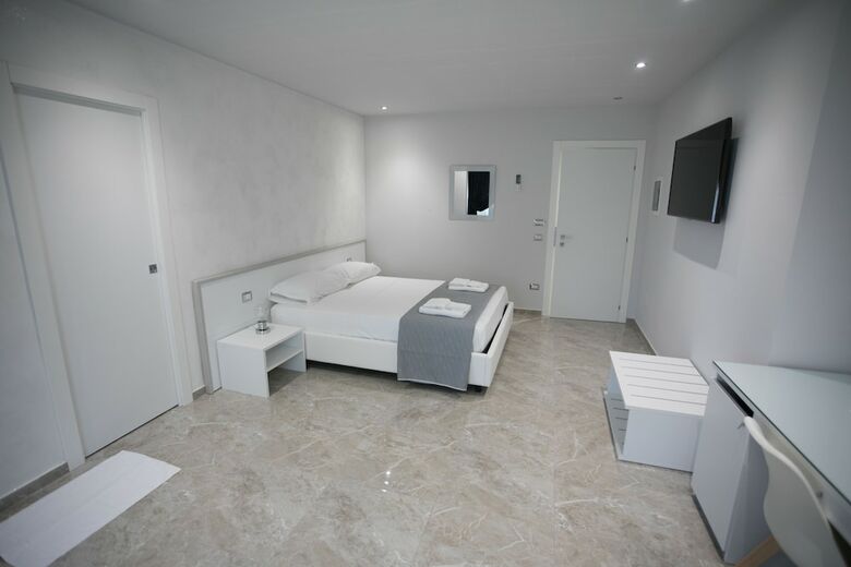 Bed & Breakfast Tropea Luxury & Charm