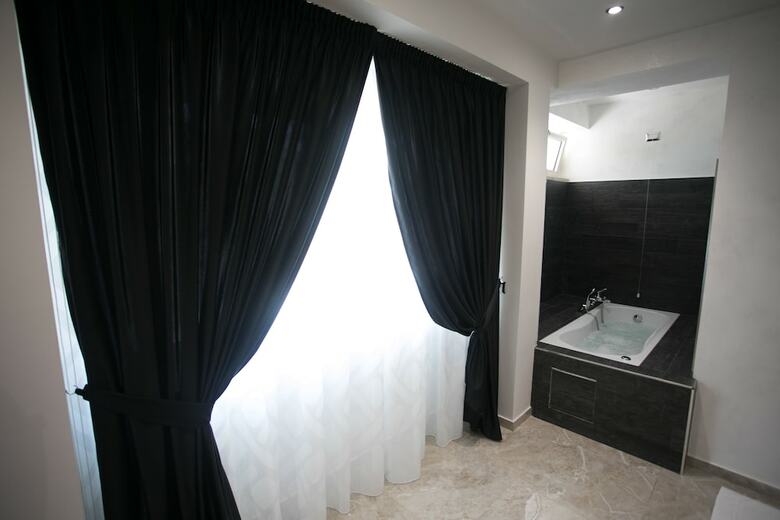 Bed & Breakfast Tropea Luxury & Charm