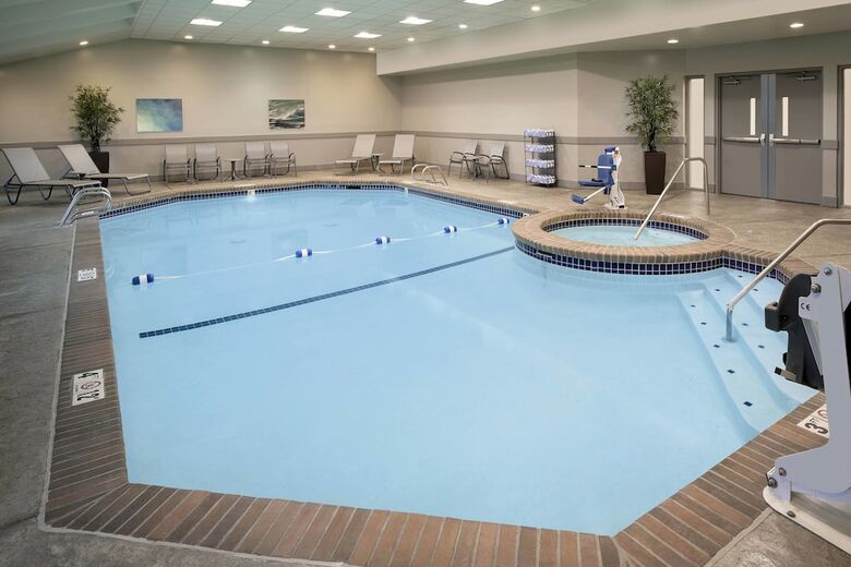 Delta Hotels By Marriott Seattle Everett
