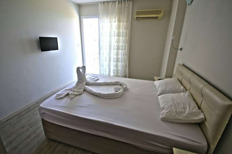 Hotel Oz Guzelcamli Otel