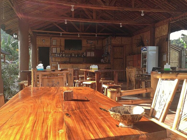 Hotel Calayo Beach Resort