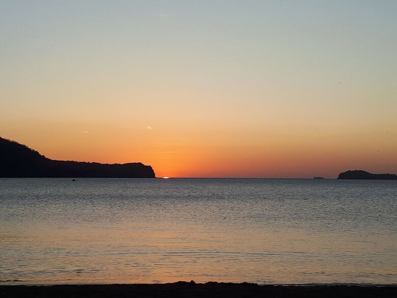 Hotel Calayo Beach Resort