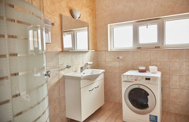 Gabizz Apartments - Near Farul Stadium