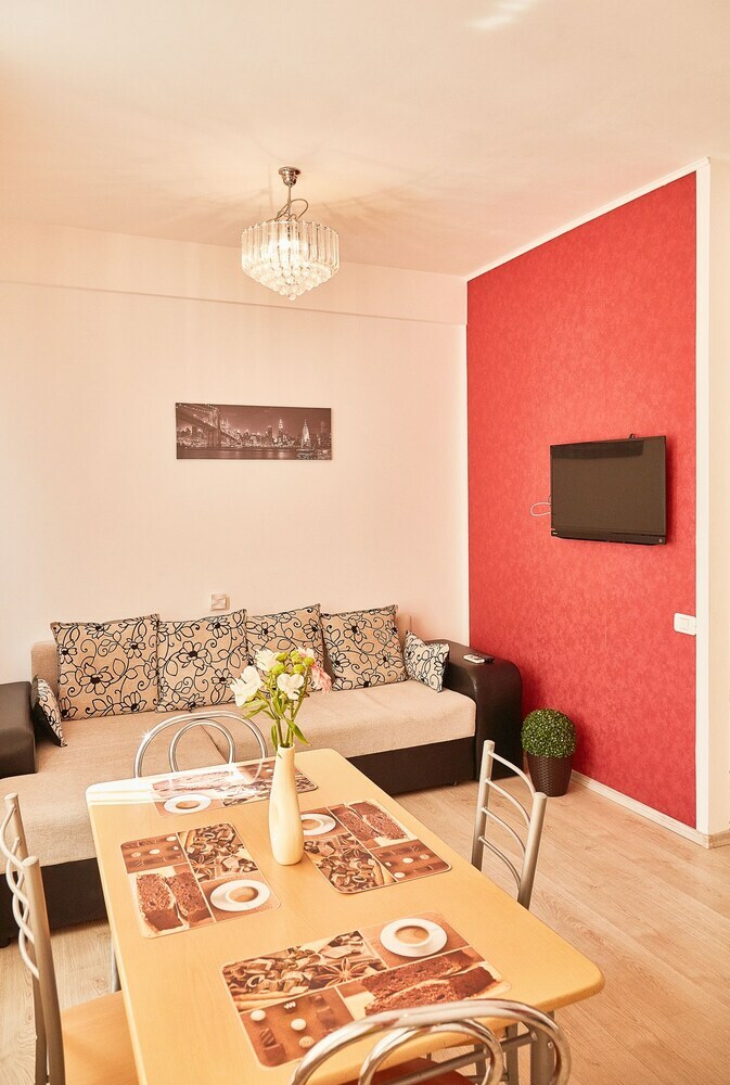 Gabizz Apartments - Near Farul Stadium