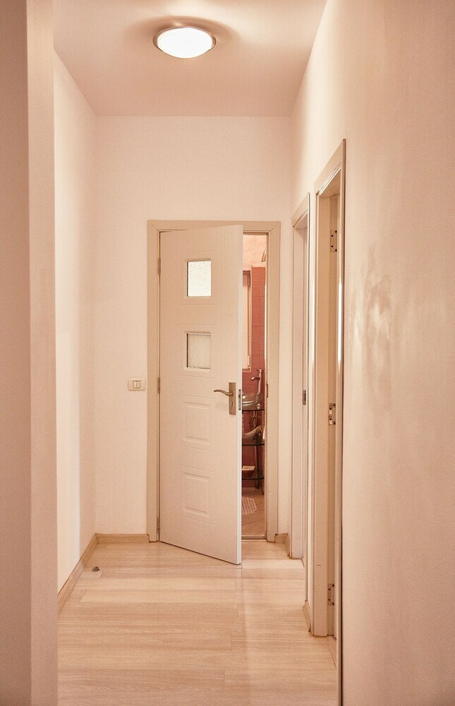 Gabizz Apartments - Near Farul Stadium