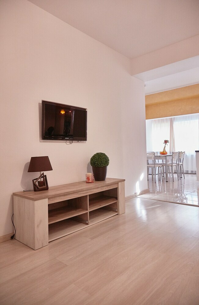 Gabizz Apartments - Near Farul Stadium