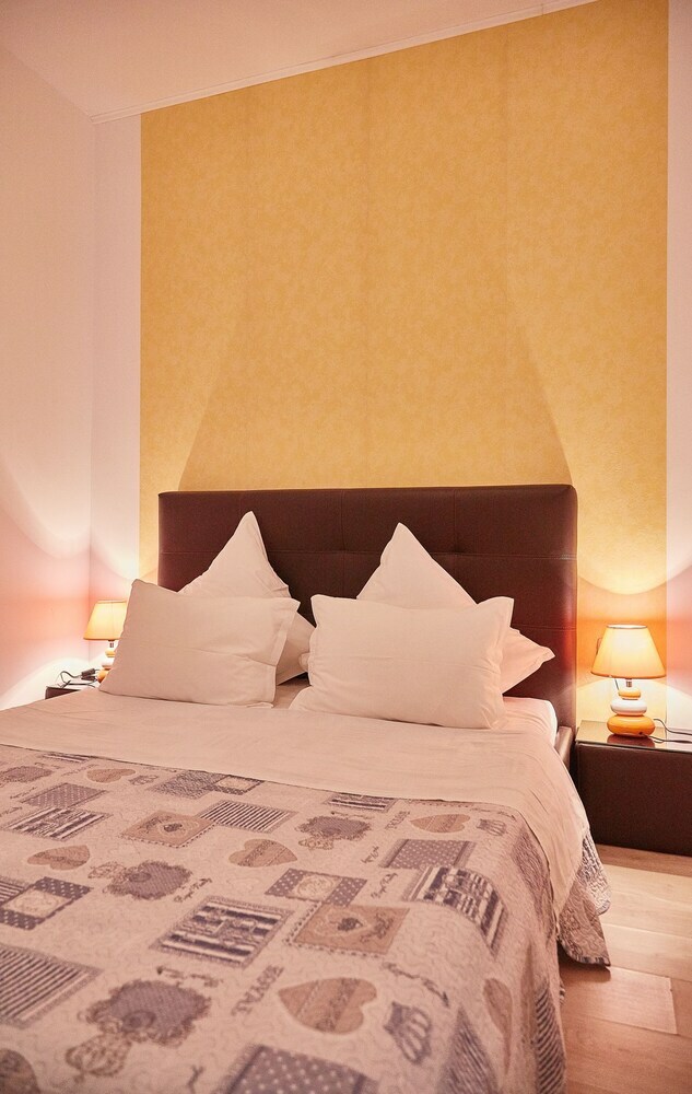 Gabizz Apartments - Near Farul Stadium