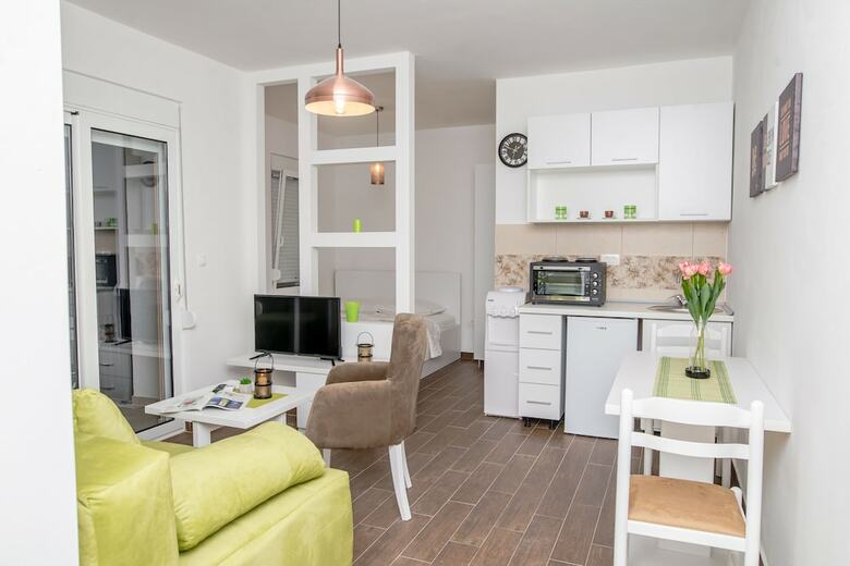 Apartments Tina