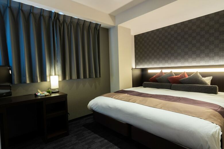 Kyoto Crystal Hotel 1