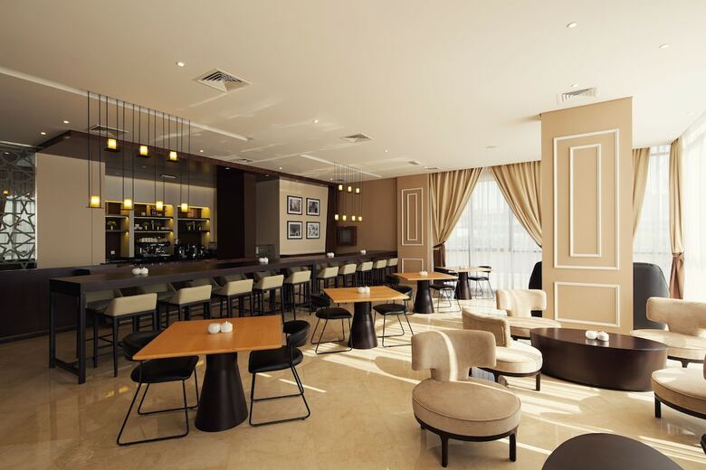 Hotel Occidental Dubai Production City
