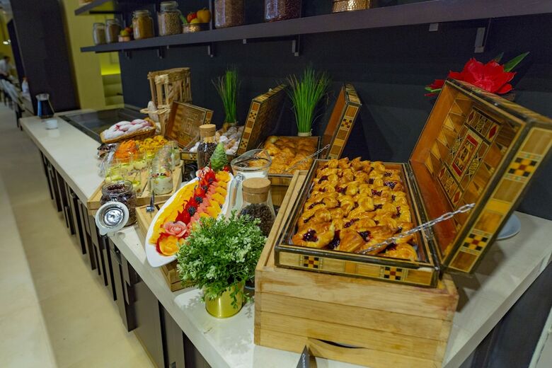 Hotel Occidental Dubai Production City