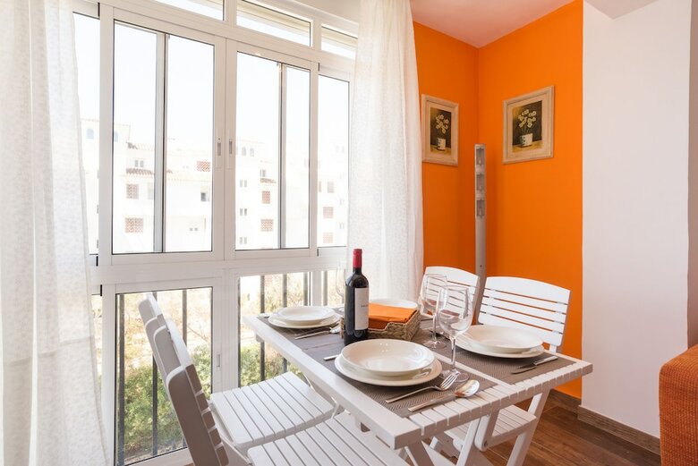 Apartamentos Calahonda Primera Linea de Playa