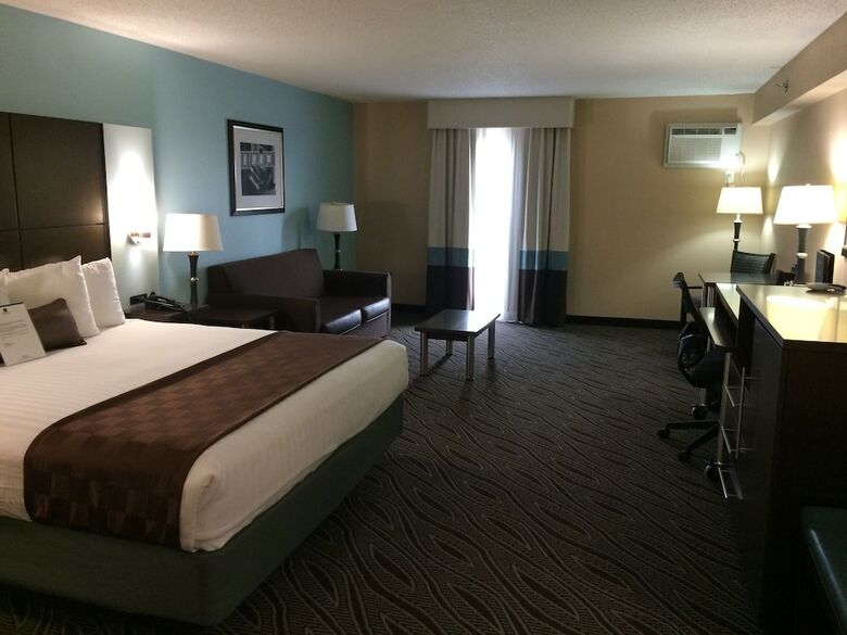 Hotel Best Western Plus Galleria Inn & Suites