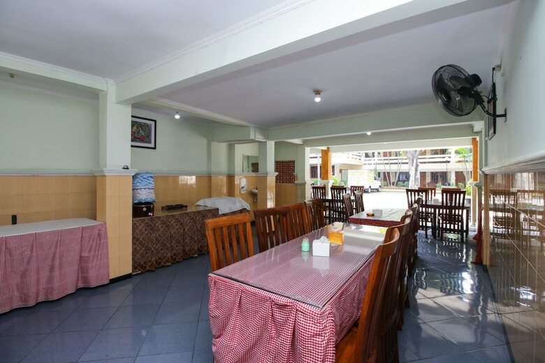 Hotel Airy Syariah Dr Wahidin 43 Bojonegoro