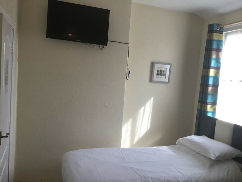 Hotel Shore Stay Guest House