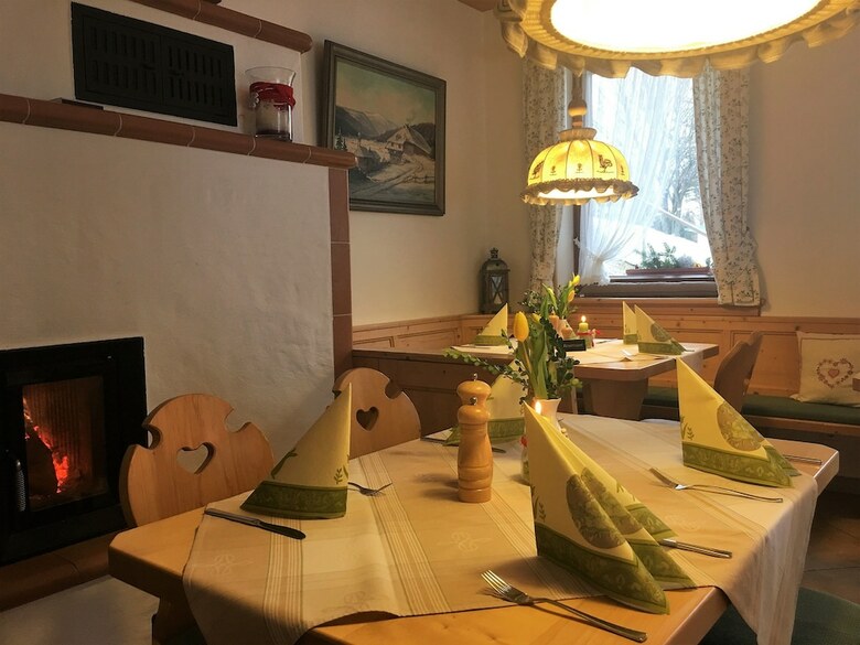 Schwarzwald- Hotel Kr�utle