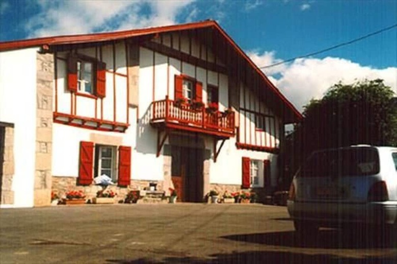 Hotel Chambre D'h�tes - Ferme Echemendigaraya