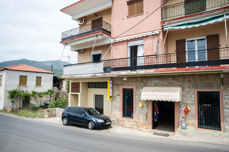 Apartamentos Traditional House With Seaview, Next To The Beach