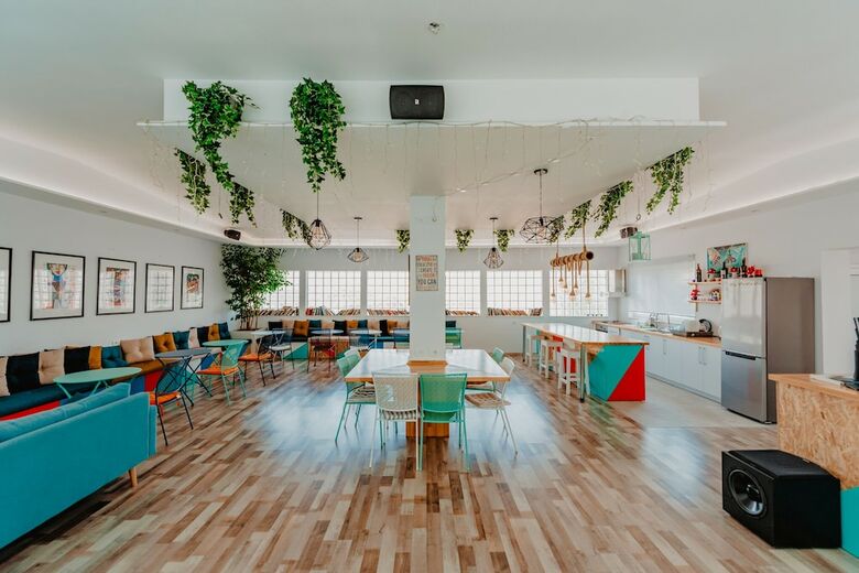 Hostal Art Hostel & Apartments