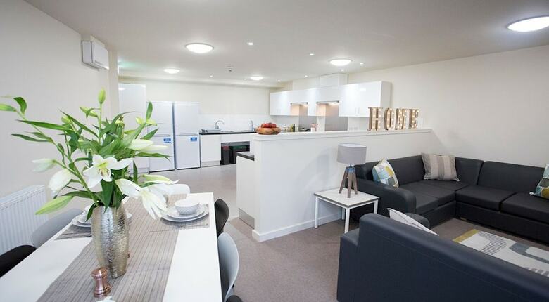 Hotel Powis Place - Campus Residence