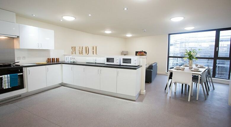 Hotel Powis Place - Campus Residence