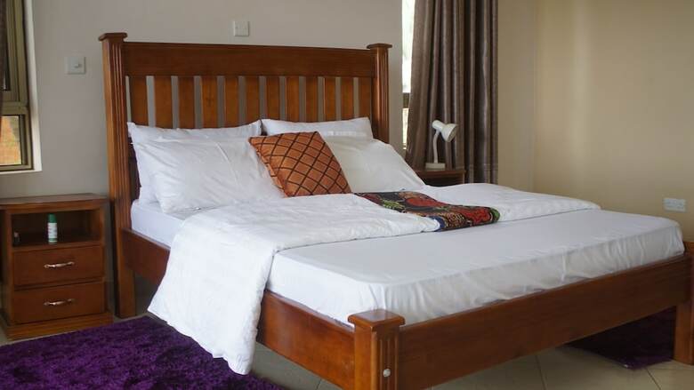 Hotel Lake Breeze House