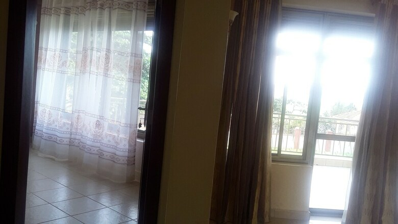 Hotel Lake Breeze House