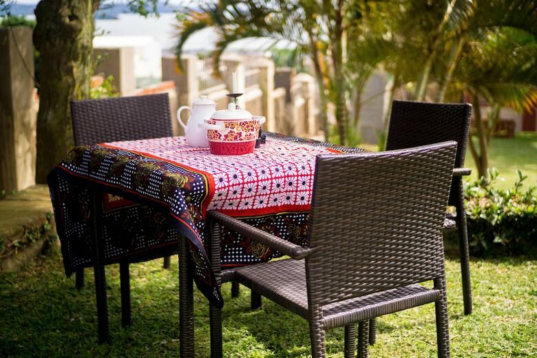 Hotel Lake Breeze House