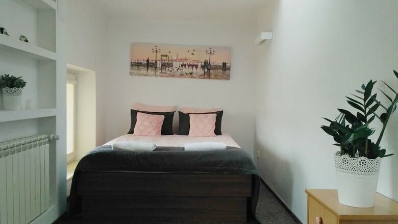 Downtown Apartments