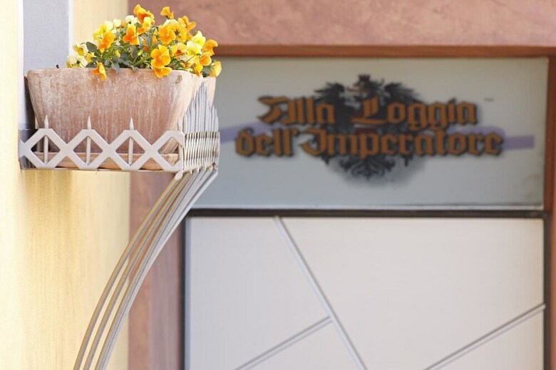 Alla Loggia Dell'imperatore Apartments