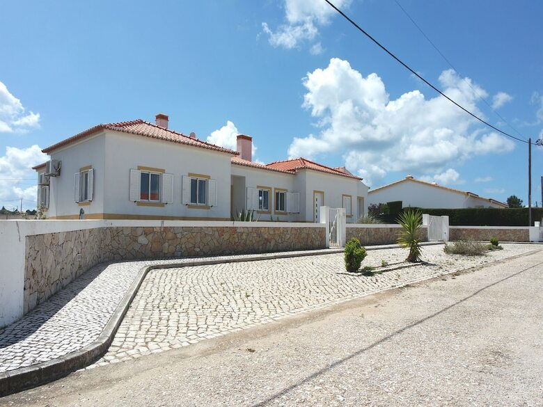 D04 - Vale Da Telha Coast By Dreamalgarve