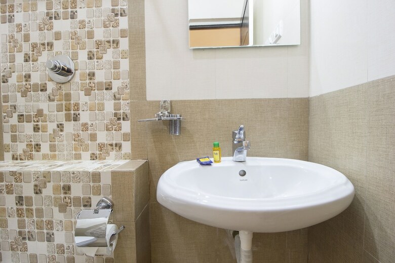 Fabhotel Corporate Crown II Koramangala