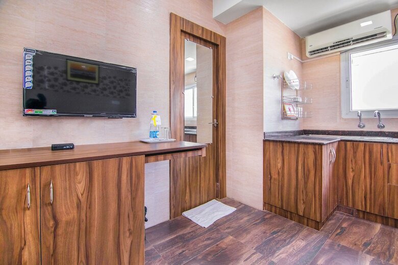Fabhotel Venkeys Service Apartment