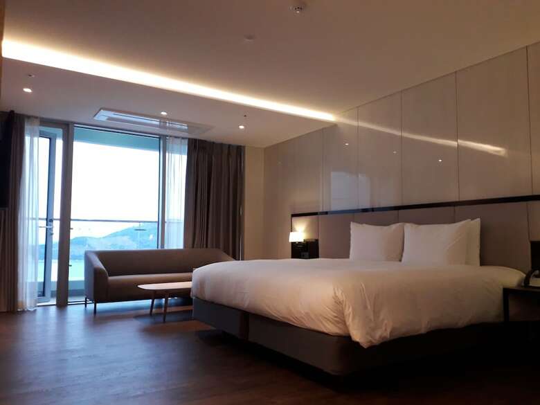 Hotel Ramada Suites By Wyndham Geoje