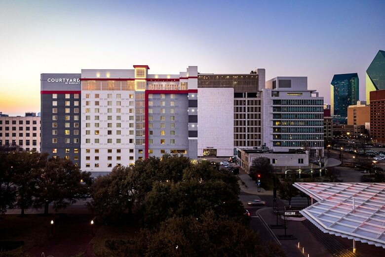Hotel Courtyard By Marriott Dallas Downtown/reunion District