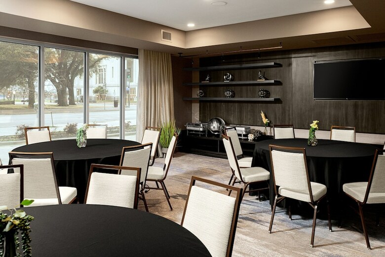 Hotel Courtyard By Marriott Dallas Downtown/reunion District