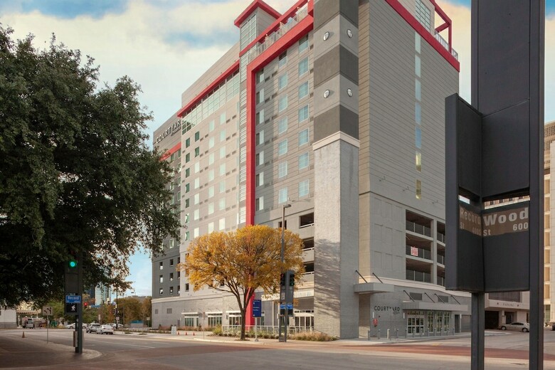 Hotel Courtyard By Marriott Dallas Downtown/reunion District