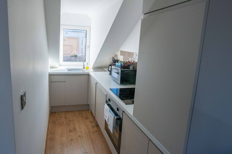 Newmarket Road Apartments (Peymans)