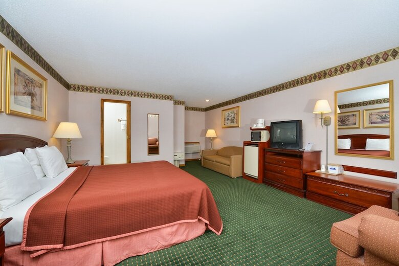Motel Howard Johnson By Wyndham Lenox