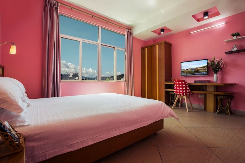 Sanya Tropical Island Hotel